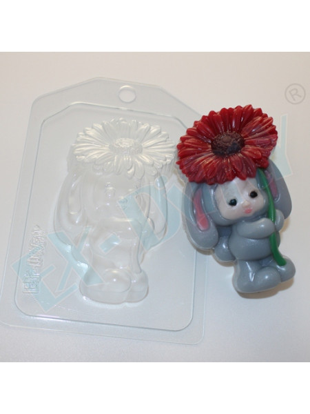 Зайка - малыш с цветком - форма для мыла пластиковая 